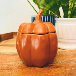 Threshold Stoneware Pumpkin Soup/Salsa Bowl- ORANGE